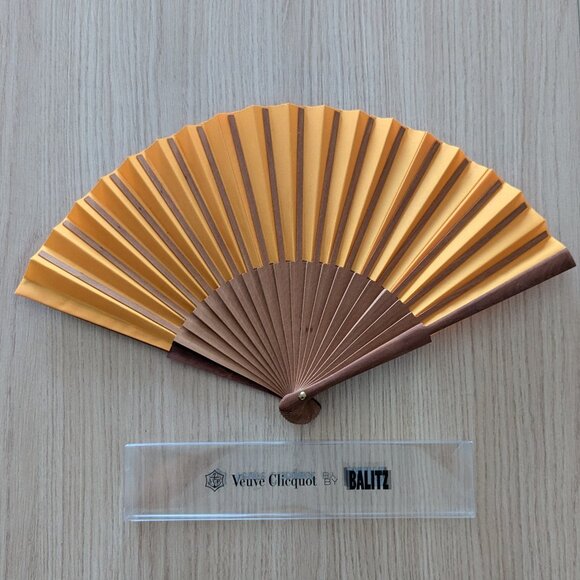 Veuve Clicquot by BALITZ yellow label paper wooden fold away fan - Picture 1 of 4